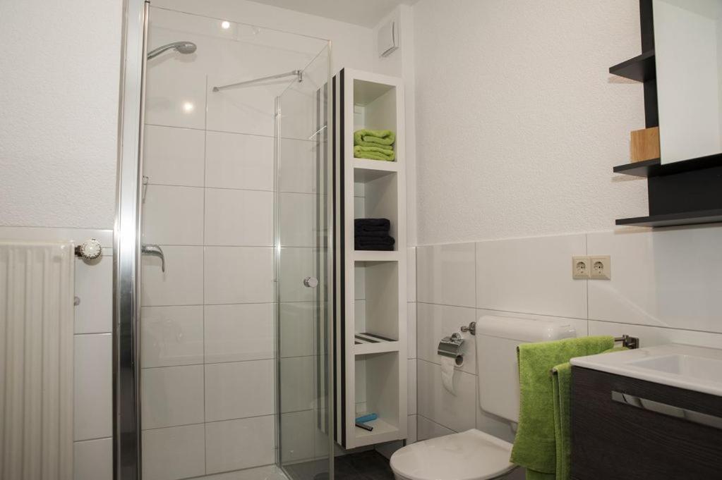 Exklusive Ferienwohnung Mit Balkon, 2 Schlafzimmer Im Haus Sertuerner 아인벡 외부 사진
